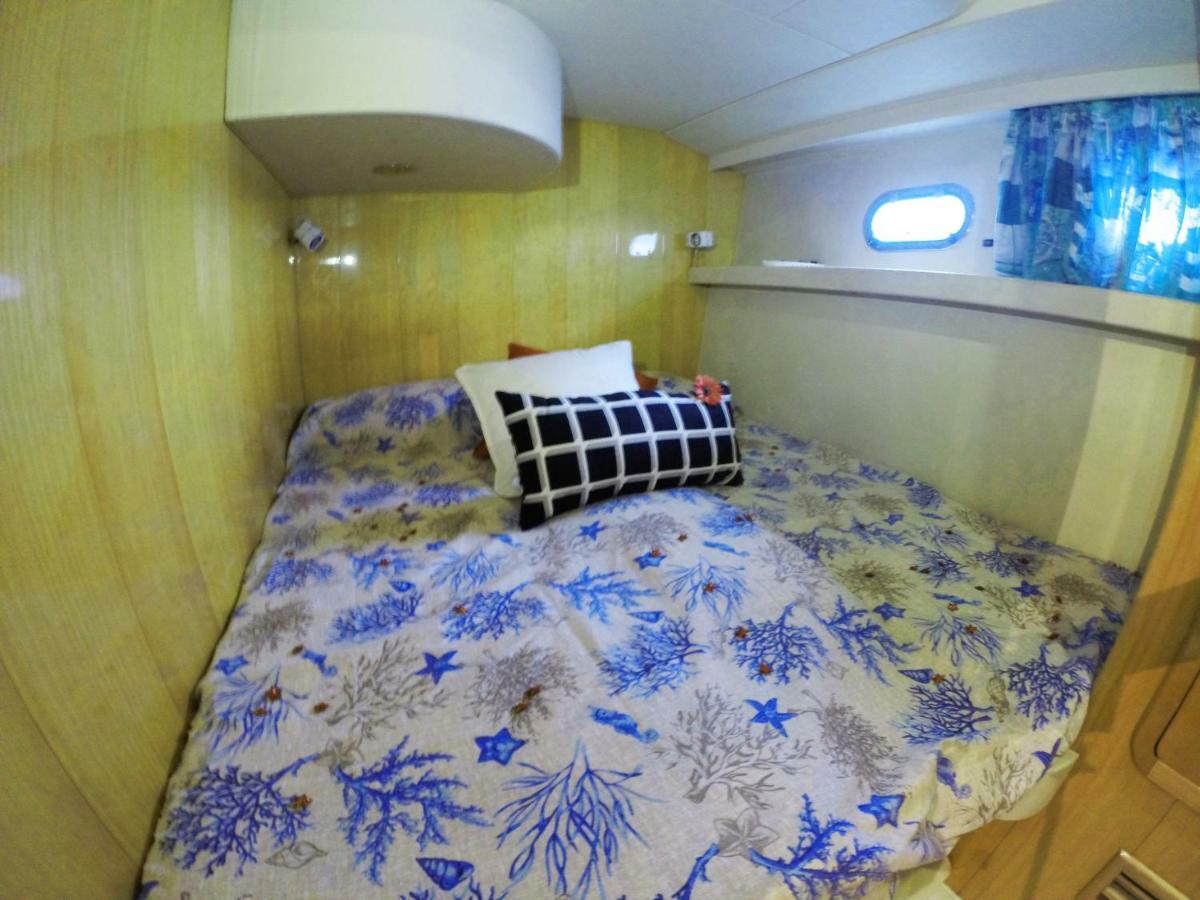 Yacht 3*